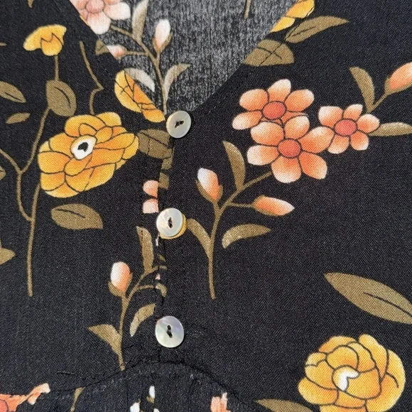 ALTAR’D STATE YELLOW FLORAL BLACK DRESS 🌼 Long Flare Sleeves and Empire Waist - Picture 6 of 10